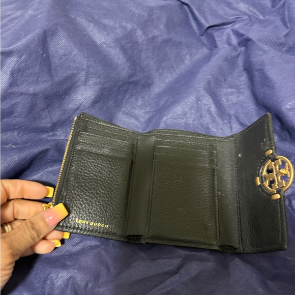Tory Burch Black Leather Card Holder with Gold Emblem - Picture 2 of 3